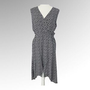 VINCE Camuto Blue & White Floral Sleeveless Dress - Size M